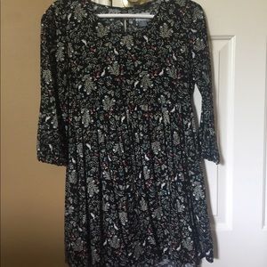 Mid sleeved patterned dress
